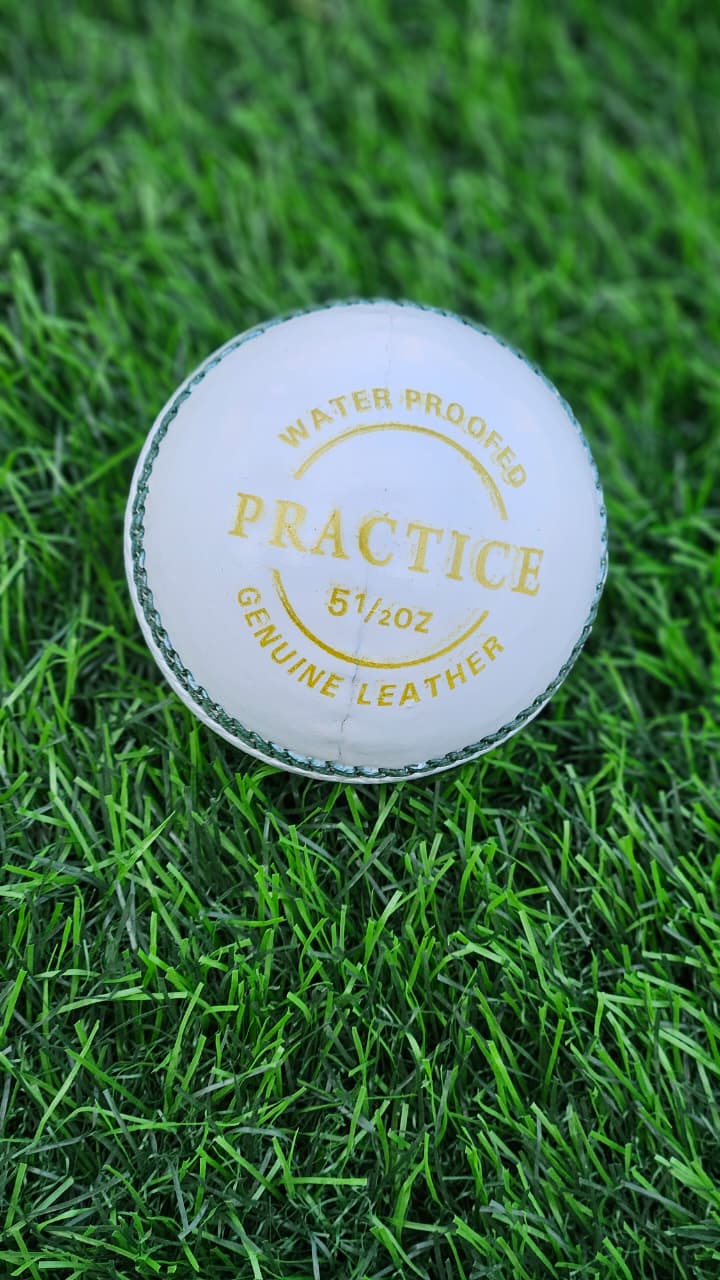 R7 PRACTICE WHITE BALL